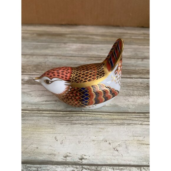 Royal Crown Derby Bird Paperweight Old Imari 22K Gold 1997 w/FLAW - Picture 3 of 8